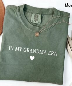 funny grandma shirt for new grandma announcement best grandma ever shirt mothers day gift for grammy mimi nana kzjyg