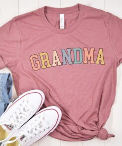 funny grandma shirt new grandma announcement t shirt personalized gift for grandmother christmas pregnancy reveal hfier