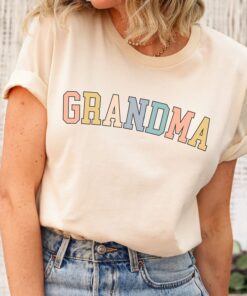 funny grandma shirt new grandma announcement t shirt personalized gift for grandmother christmas pregnancy reveal zglxx