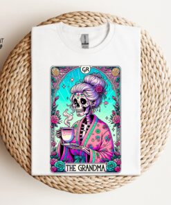 funny grandma tarot shirt for mothers day skeleton grandma t shirt unique gift for grandmothers mystical mom life shirt zc7np