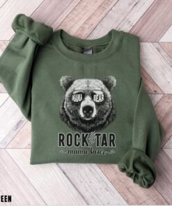 funny mama bear sweatshirt for moms unique mom life hoodie best mom ever gift humorous mother sweatshirt pyw4b