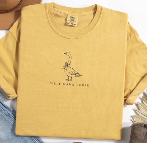 funny mama goose shirt for first mothers day gift cute mom life shirt pregnancy announcement goose family tee ciucg