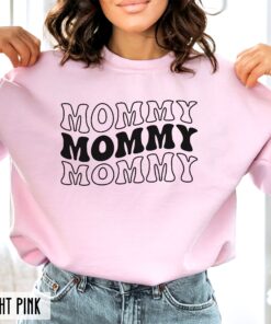 funny mama sweatshirt for mom retro groovy hoodie unisex fit best mom ever gift for mothers day and birthday iubvw