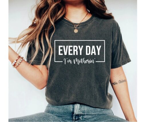 funny mom shirt with sayings for baby shower gift cute mom t shirt best mom ever humor tee for mothers day om3ec