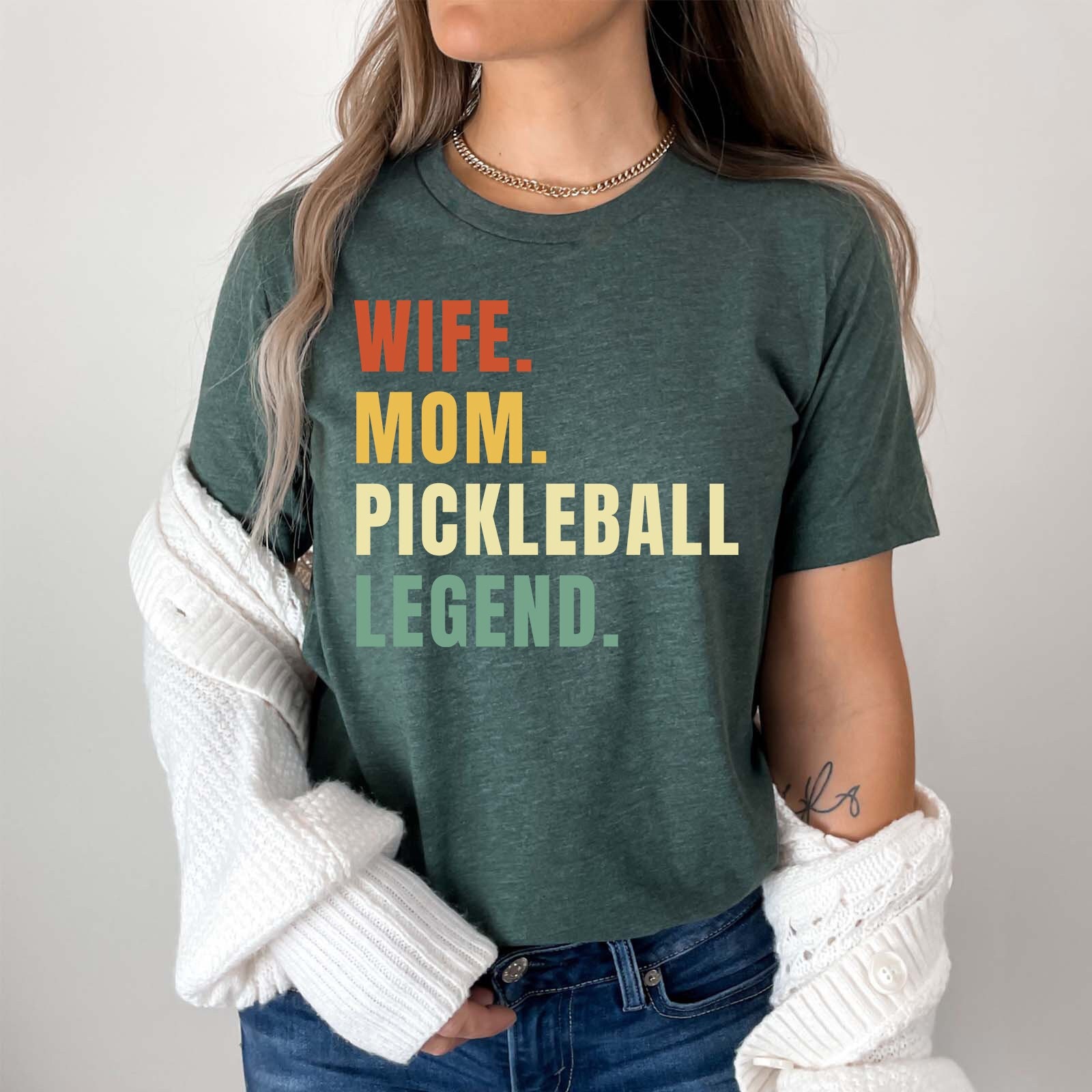 funny pickleball mom shirt for mothers day wife mom pickleball legend tee sports mom t shirt dkodl