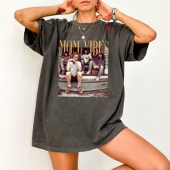 funny retro mom vibes shirt for moms thug life tee cute mom t shirt trendy mothers day gift best mom ever shirt fya9z