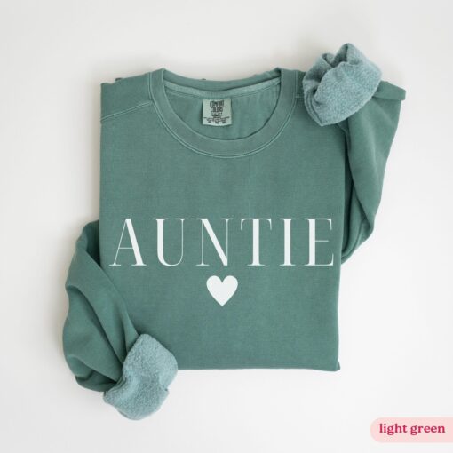 future aunt sweatshirt pregnancy announcement crewneck pullover gift for new aunt comfort colors 5pcvk scaled