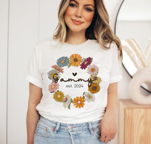 gammy est 2024 shirt with wildflowers new grandma t shirt unique gift for new grandmothers christmas present 45jry