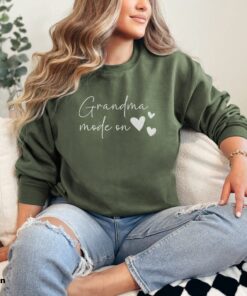 grandma mode on sweater and t shirt for new grandmother vintage nana shirt mothers day gift 4hk0r