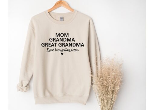 great grandma sweatshirt for mom and grandma pregnancy announcement funny baby reveal gift for mothers day fqazh