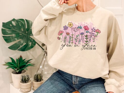 grow in grace mom life shirt flower mom t shirt bible verse design best mothers day gift for moms iar0n