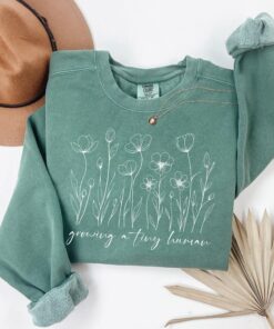 growing a tiny human pregnancy announcement sweatshirt cute maternity shirt for baby reveal spring flower design q11xy