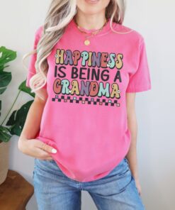 happiness is being a grandma shirt cute grandma t shirt for grandmothers and grandma to be gifts hgi3i