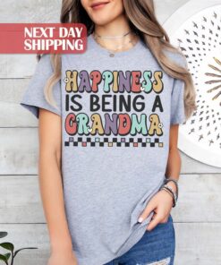 happiness is being a grandma shirt cute new grandma nana t shirt grandmother to be gift for grandmothers r12c9