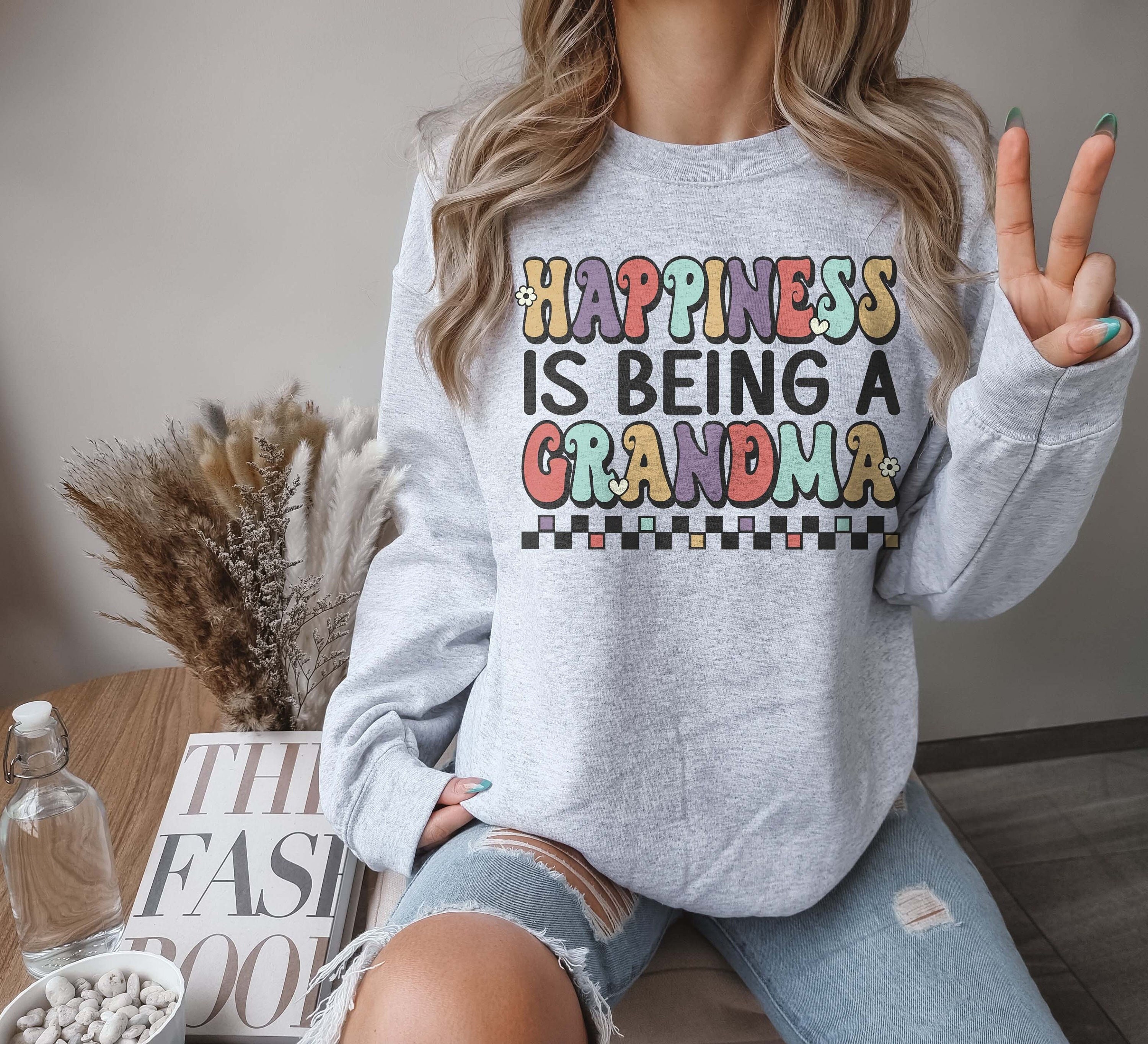 happiness is being a grandma sweatshirt cute grandma crewneck gift for new grandmas nana apparel ya8kr scaled