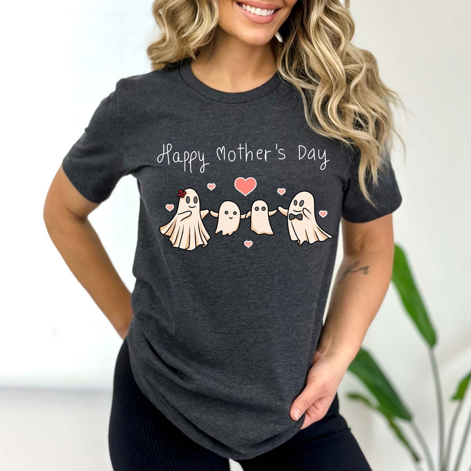 happy mothers day ghost shirt for mom to be cute spooky tee unique gift from kids best mom ever shirt laarv