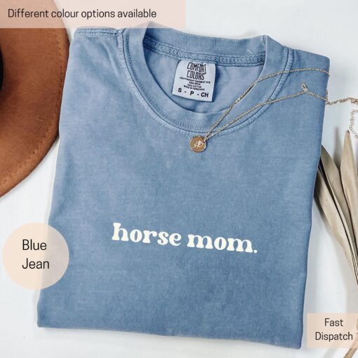 horse mom shirt for horse lovers trendy horse mama t shirt for mothers day and horse riding enthusiasts