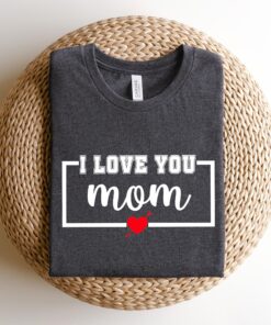 i love my mom sweatshirt cute mom shirt for mothers day personalized gift for moms and mamas kfyic