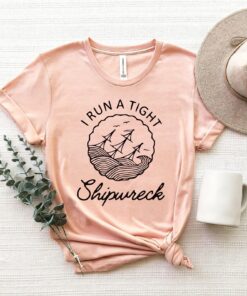 i run a tight shipwreck shirt funny mom life tee for mothers day best mom ever gift unique shipwreck design 4jhgz