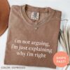 im not arguing im just explaining funny mom shirt sarcastic quote t shirt trendy humor apparel for moms vx2sn