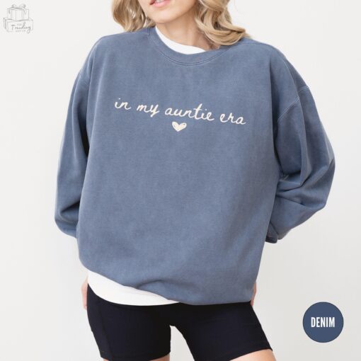 in my auntie era sweatshirt cool aunt shirt pregnancy announcement for sister mothers day birthday gift hlfn4