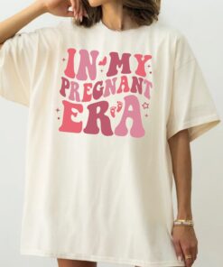 in my pregnant era shirt for mom to be pregnancy announcement new baby reveal t shirt for new moms eiujc