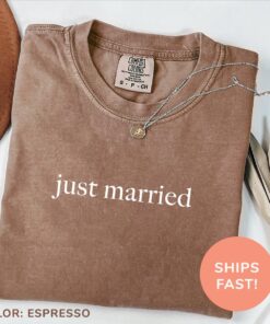 just married shirt for bride honeymoon bridal party and shower t shirt couple matching shirts wedding apparel pgml5