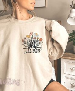 lab mom sweatshirt with wildflowers for labrador retriever owners unique gifts for lab mama dog lovers aflrs