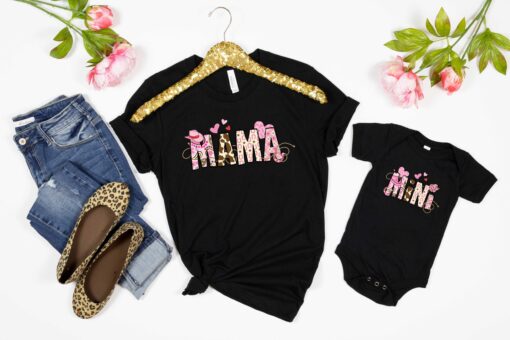 leopard mama shirt for mom and daughter matching outfits cute mini leopard t shirt for mothers day dywh1 scaled