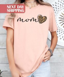 leopard mom shirt cute mom life shirt for mothers day heart mama t shirt unique gift for moms nxodi