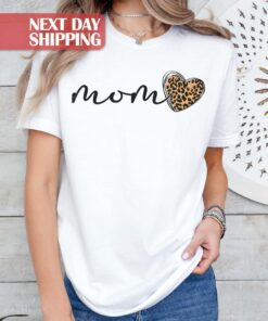 leopard mom shirt cute mom life shirt for mothers day heart mama t shirt unique gift for moms xrjqr