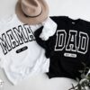 mama and dad sweatshirt matching pregnancy announcement shirt new parents gift expecting baby t shirt mom est 2023 biros