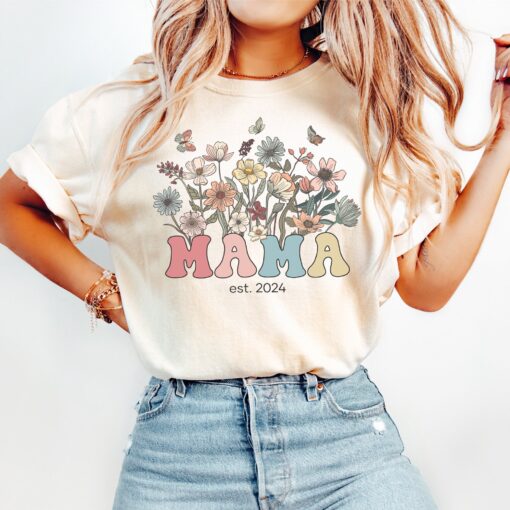 mama est 2024 shirt custom t shirt for new moms mothers day gift baby shower gift funny mom shirt 1vq0y