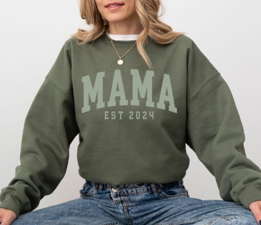 mama est 2024 sweatshirt custom mom shirt best mom ever gift for new moms personalized varsity style dorjq