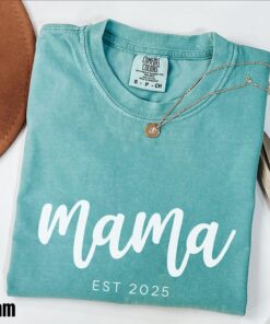 mama est 2025 t shirt custom mama tee for pregnancy announcement personalized mothers day shirt rudtq