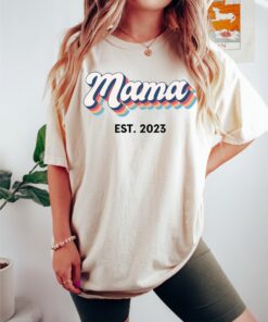 mama established 2023 shirt cute retro new mom tee personalized mama reveal t shirt for mothers day gifts hhkl3