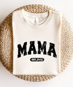 mama established 2023 shirt for new moms custom mom life t shirt unique gift for her best mom ever shirts kp74a