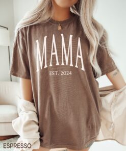 mama established 2024 shirt for new moms cute oversized t shirt mothers day gift personalized mom life tee zyogy