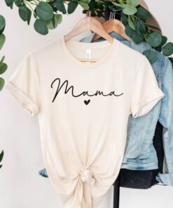 mama heart shirt for moms best mom shirt minimalist mom t shirt mothers day gift cute mommy crewneck mom birthday shirt lcyxh