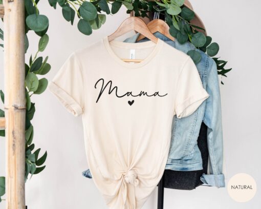 mama heart shirt for moms best mom shirt minimalist mom t shirt mothers day gift cute mommy crewneck mom birthday shirt