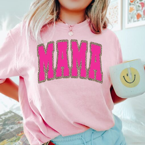 mama leopard print shirt retro mama varsity tee cute mom life t shirt for mothers day new mom pregnancy announcement qftbb