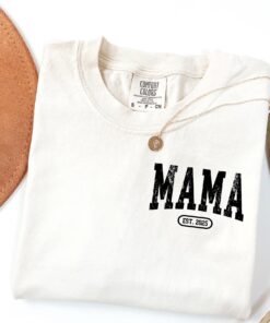 mama pocket shirt for new mothers personalized mothers day shirt cute mom life crewneck top jec7b