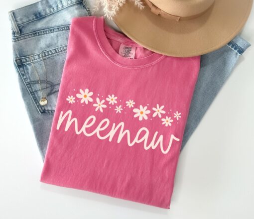 meemaw shirt for new grandma pregnancy reveal daisy design unique grandma gift for christmas and special occasions act2u