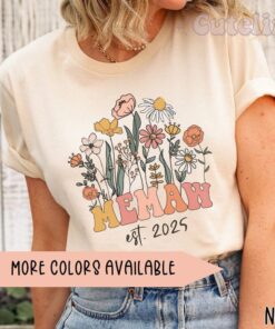 memaw shirt with wildflowers est 2025 for new grandmother pregnancy announcement nana baby reveal gift etbja