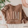 mimi sweatshirt established 2025 for new grandma funny mom shirt baby announcement gift mothers day shirt zv6xz