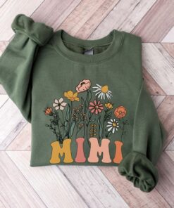 mimi sweatshirt with wildflowers est 2023 for new grandmother pregnancy announcement nana baby reveal gift kvcmf