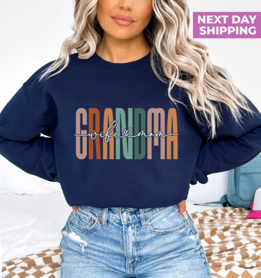 mom and grandma sweatshirt for pregnancy announcement funny mothers day shirt gift for grandmas ru6yj scaled