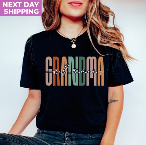 mom grandma great grandma shirt for baby reveal announcement and mothers day gift unique family t shirt z6cjs