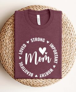 mom life shirt for strong and beautiful moms funny mom t shirt best mom ever gift for mothers day mn5wd