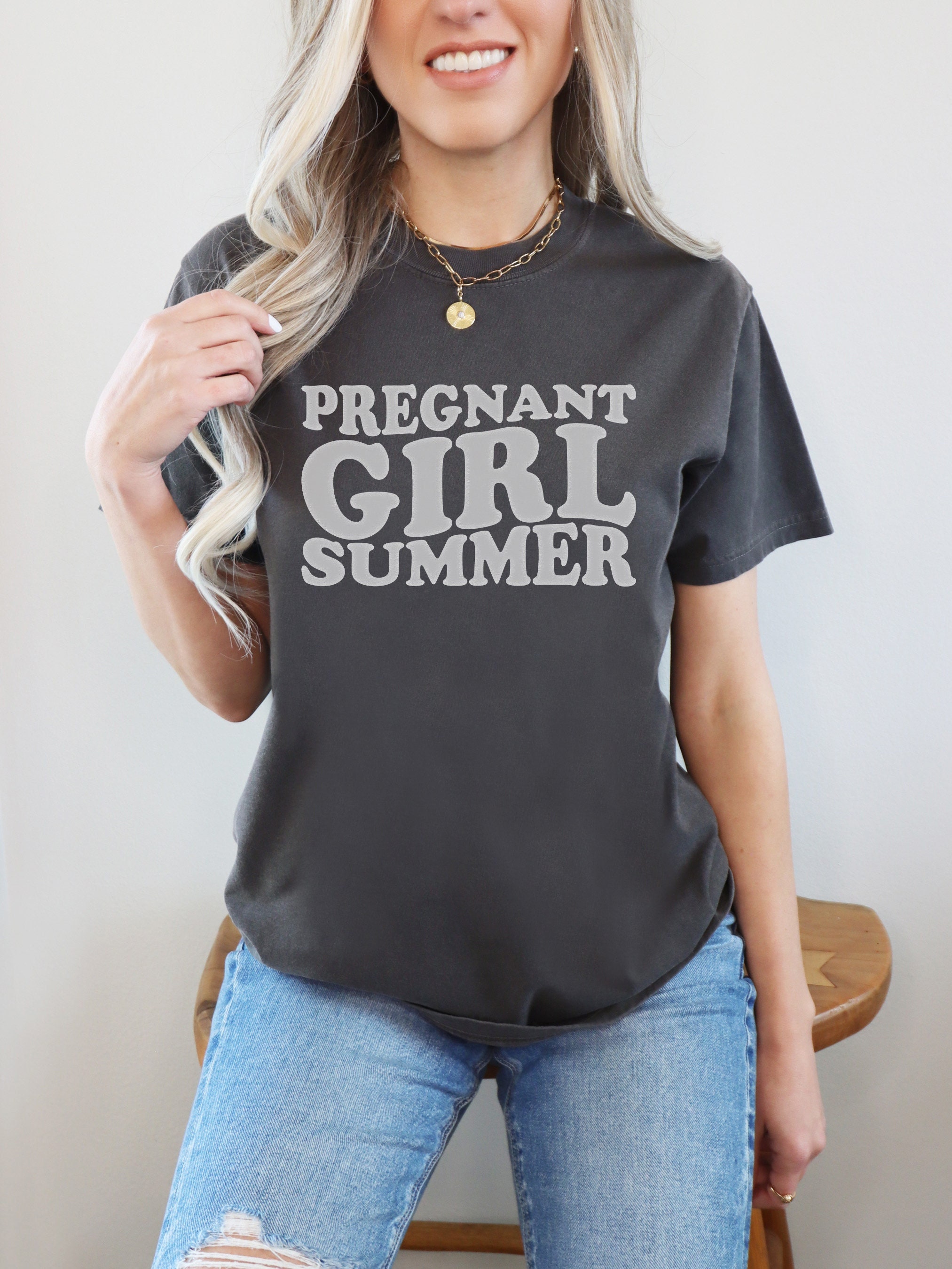 mom to be summer shirt pregnancy announcement tee cute pregnant girl top for baby reveal and new mom gifts kkcnm scaled